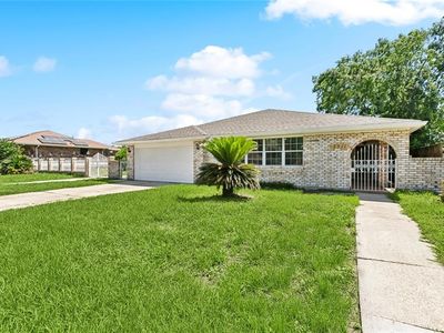 7511 Fieldston Rd, New Orleans, LA, 70126