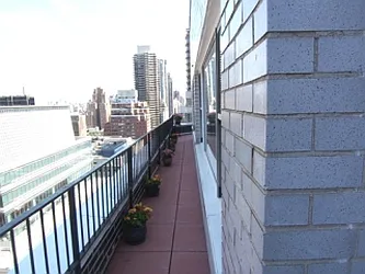 Rented by Fox Residential Group