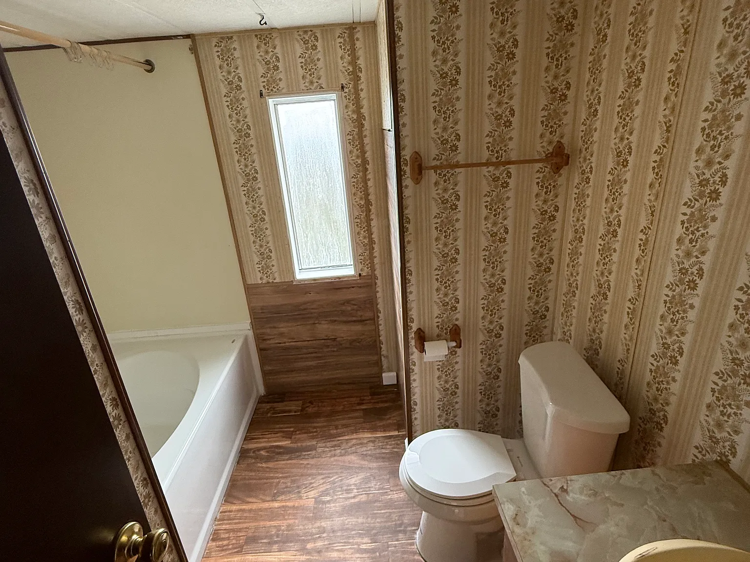 17 East 360 Ln N — Photo 4