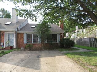 6 Overbrooke Pl, Hampton, VA 23669