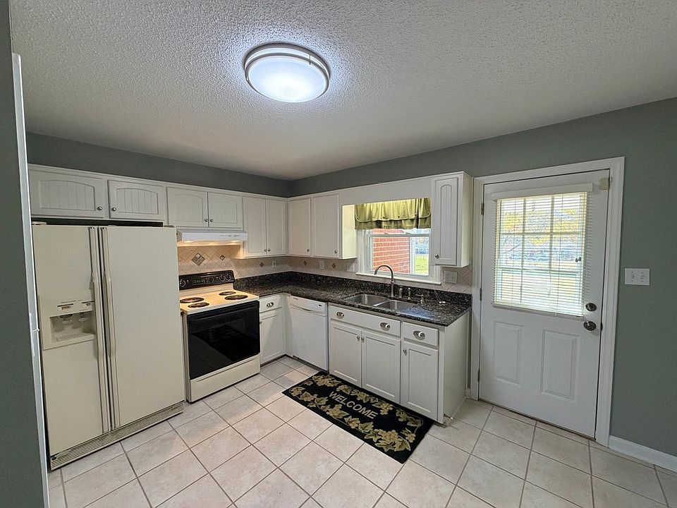 1st image of 167 Shumaker Dr
