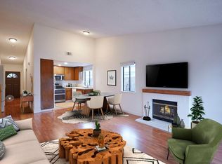 922 Clarkson Ct #B, Concord, CA 94518