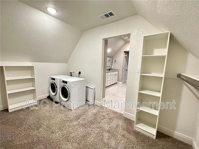 3819 W Maclura Way — Photo 22