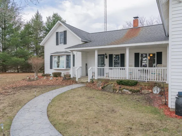 4223 Gardner Line Rd, Croswell, MI 48422