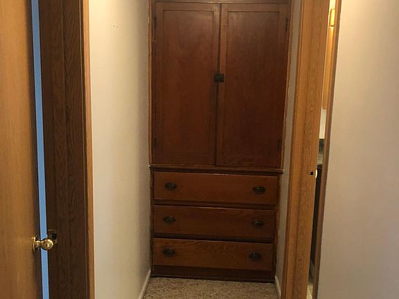 2nd image of 1501 Morgantown Ave #27