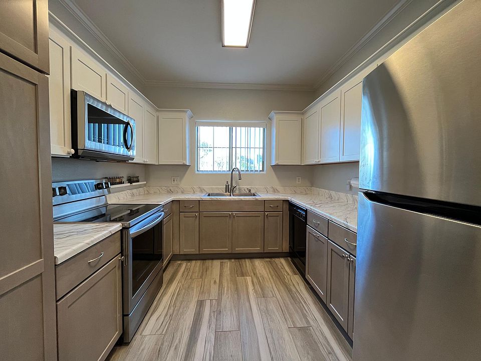 1st image of 1941 S Pierpont Dr #2079