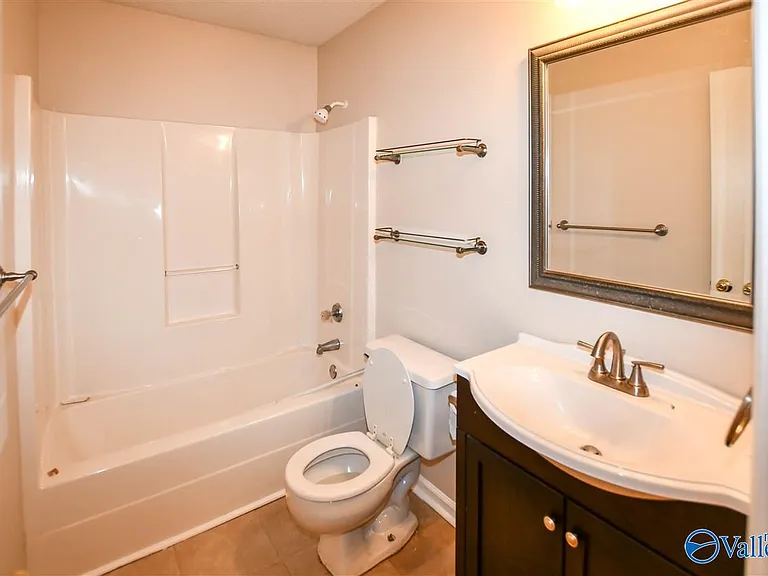 106 Vistawood Ct — Photo 19