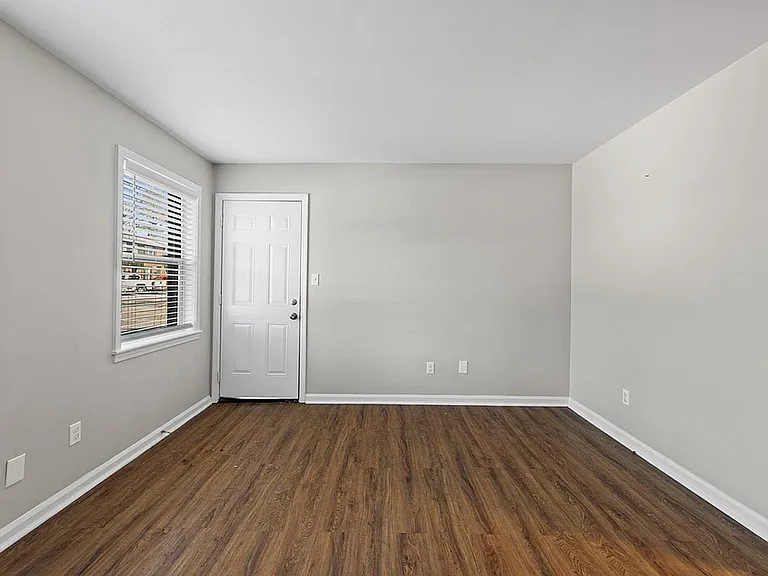 10-Pine-View-Pointe-1522B-10