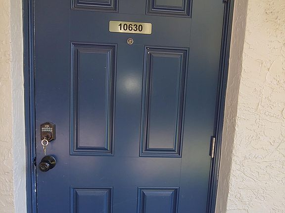 3rd image of 10630 Royal Palm Blvd