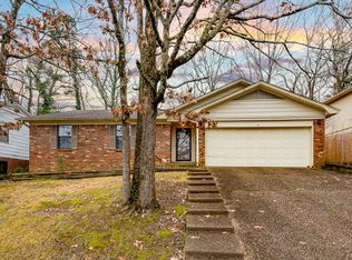 12119 Shawnee Forest Dr, Little Rock, AR 72212