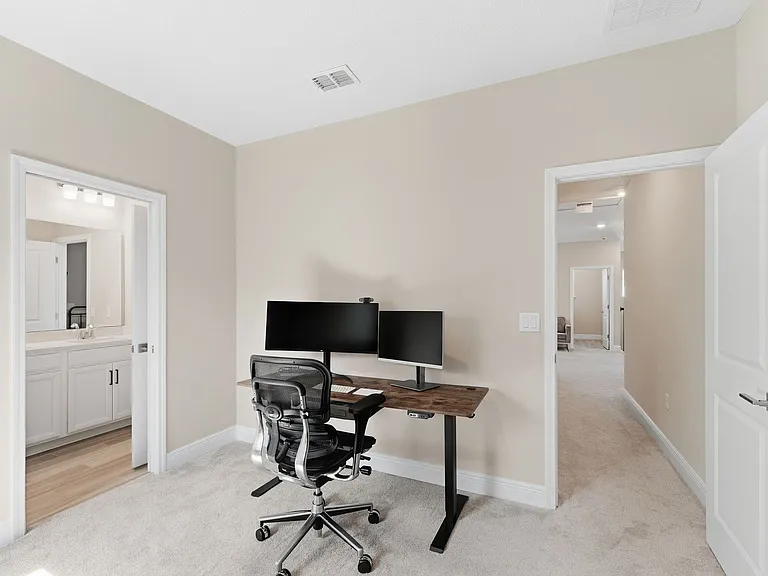 729 Brackenberry St — Photo 24