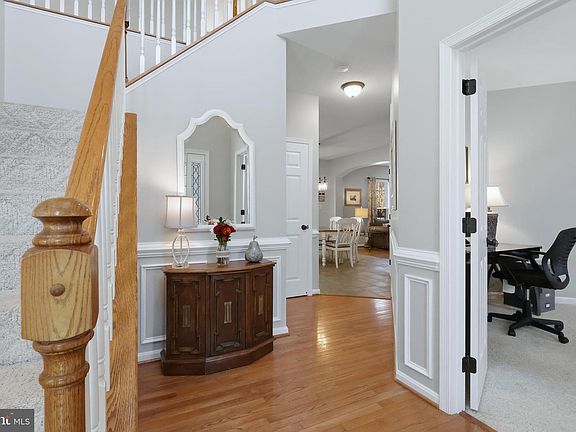 4th image of 11518 Rest Dr