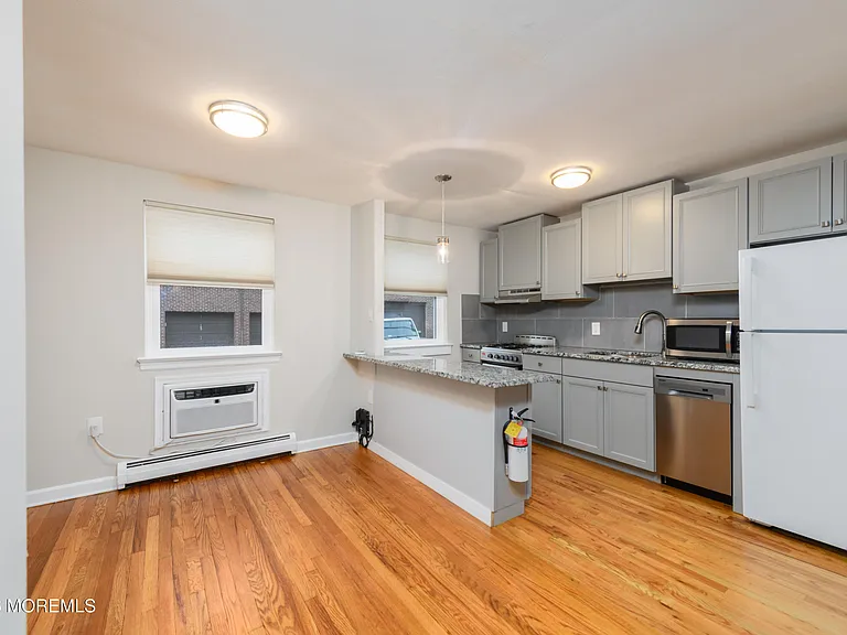 66 Manor Dr #609 — Photo 5