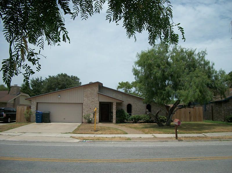 1st image of 4110 Acushnet Dr