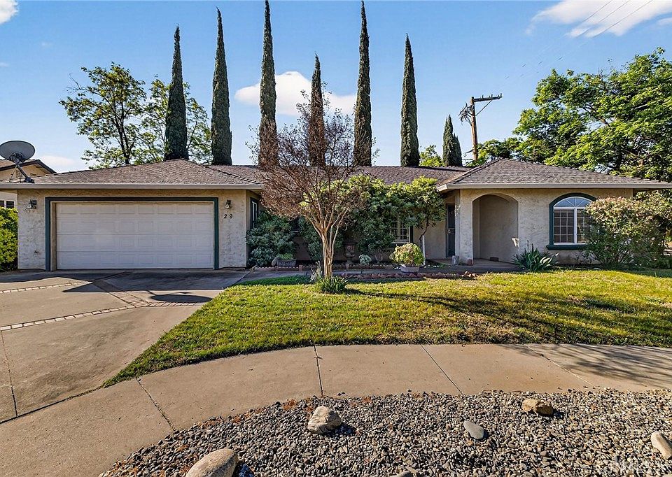 1st image of 29 La Bella Ct
