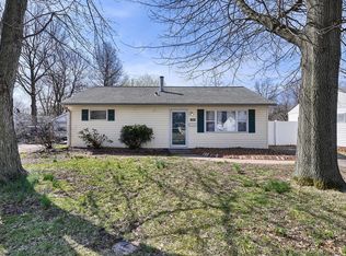 1424 Ladd Ave, Wood River, IL 62095