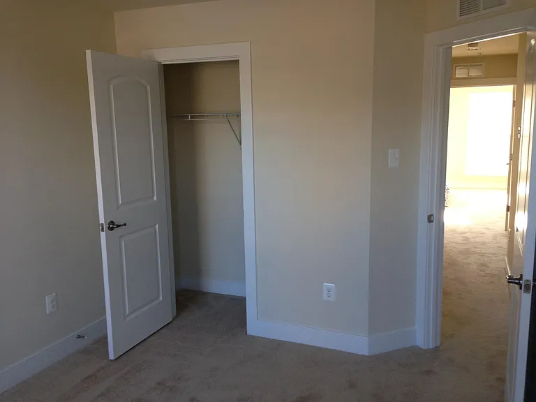 3 Hendrix Ave #3 — Photo 5