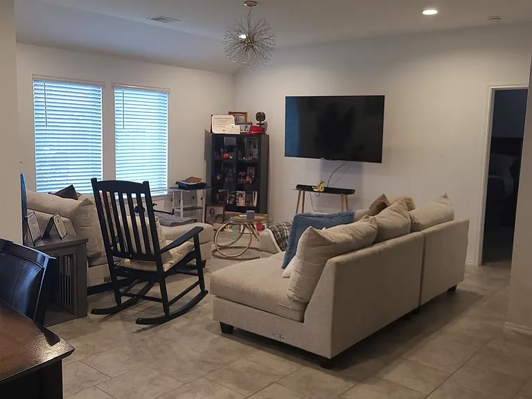16118 Jordan Meadow Way — Photo 6