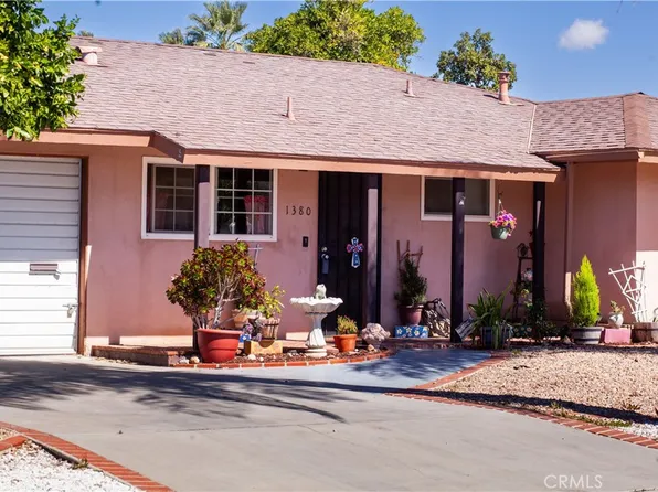 1380 Teakwood Pl, Hemet, CA 92543