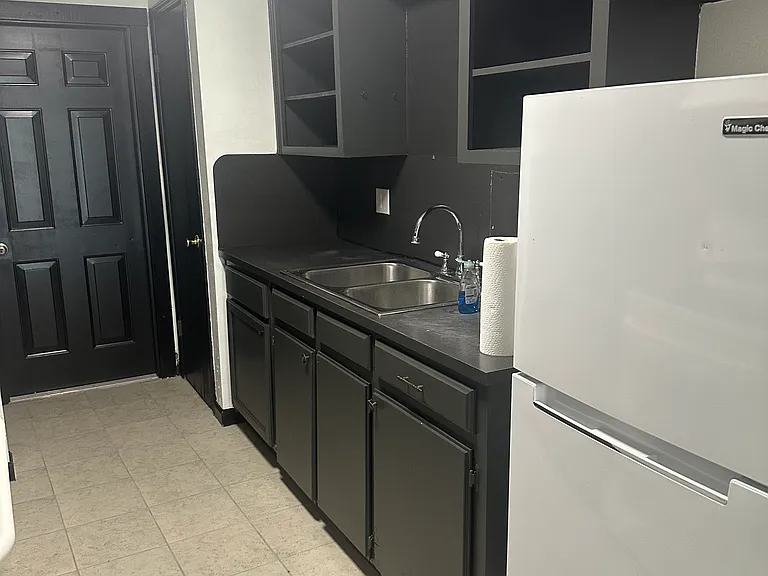 1644 Clear Lake Ave #B — Photo 5