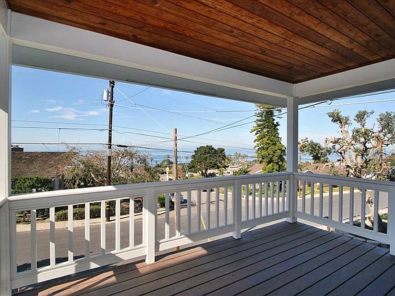 Outdoor deck, sit and watch the sunsets