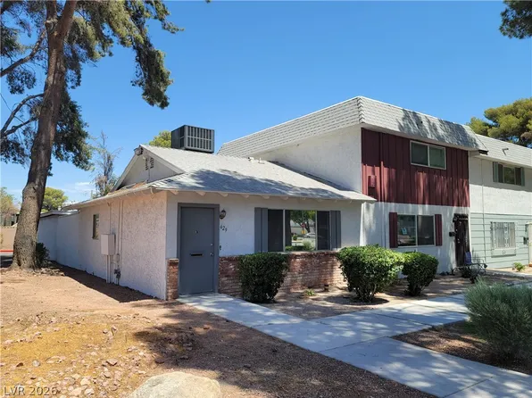 629 Pecos Way, Las Vegas, NV 89121