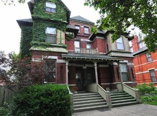 645 E 111th St, Chicago, IL 60628