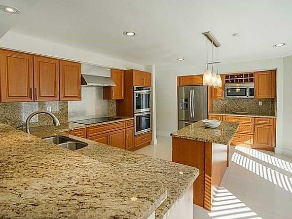2nd image of 26 Sunrise Ave