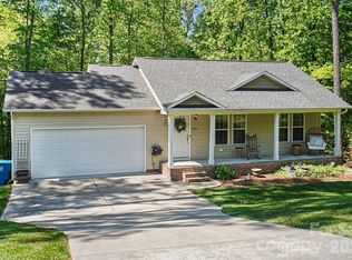7250 Empire Dr, Mount Pleasant, NC 28124