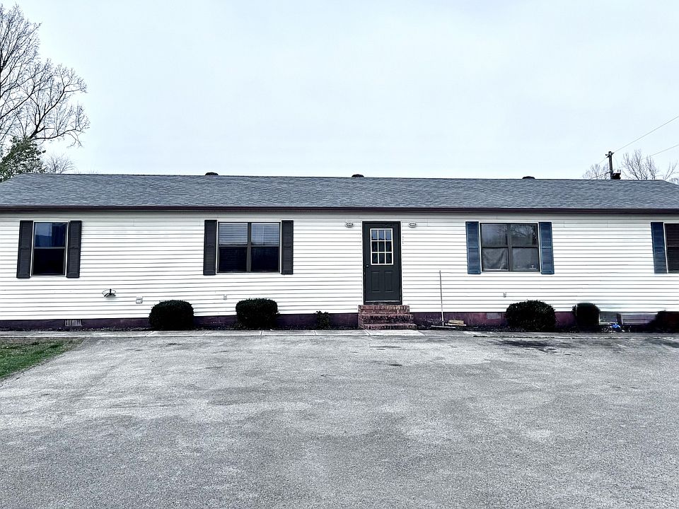 1st image of 423 Smartt Station Rd