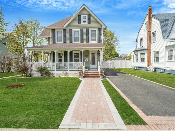 74 Maple Avenue, Patchogue, NY 11772