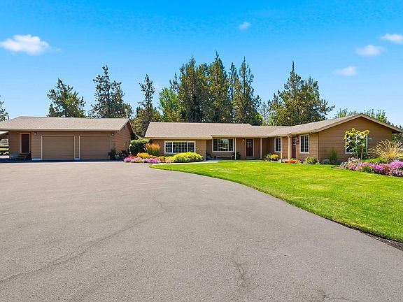 2nd image of 22539 Martee Ln