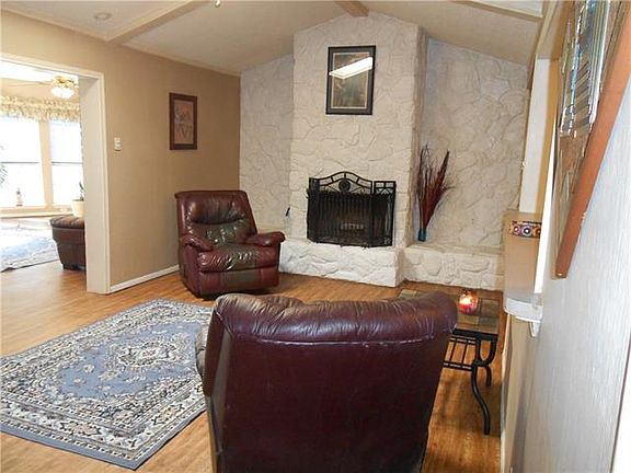 3rd image of 5501 Bishop Ct