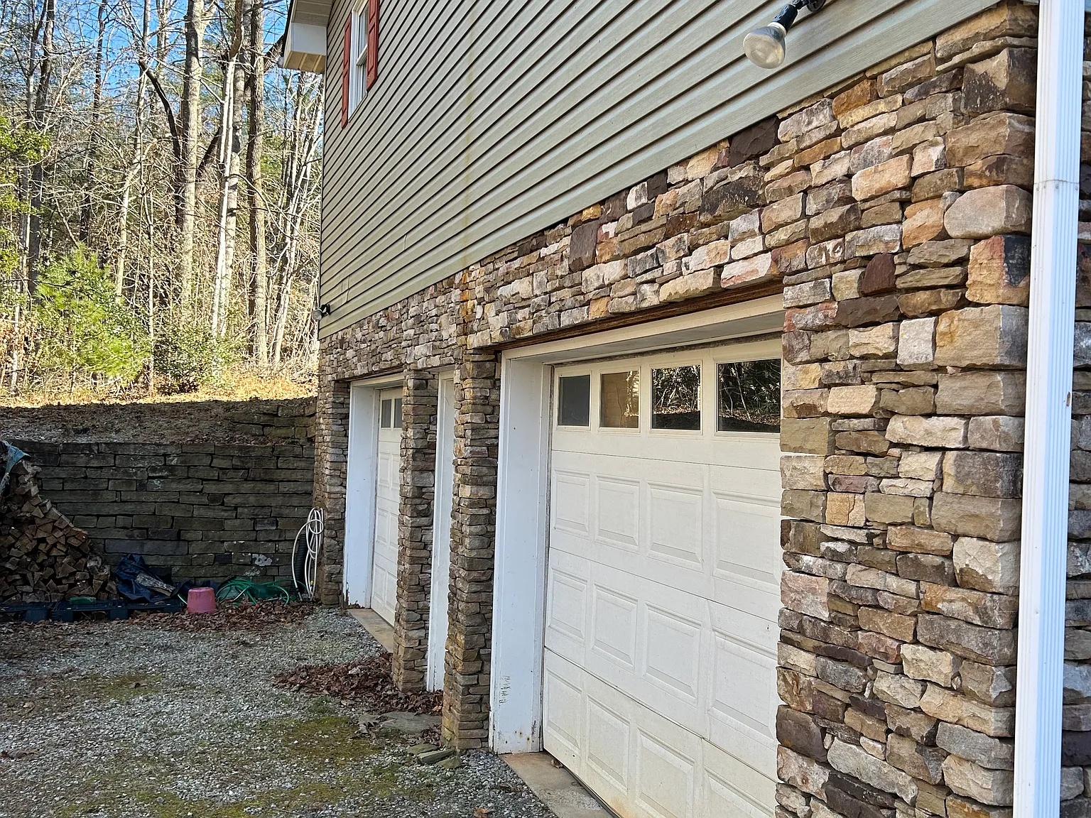 3 bed, 1920 sqft, $1,800 — Photo 2