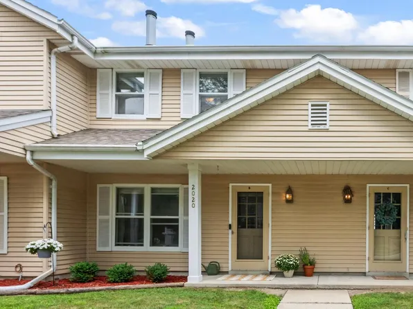 2020 Woodburn ROAD #B, Waukesha, WI 53188