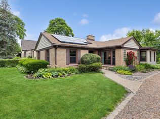 9529 Leamington St, Skokie, IL 60077