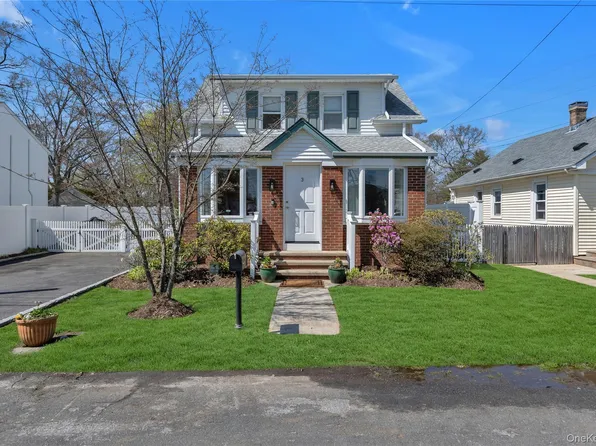3 William Street, East Northport, NY 11731