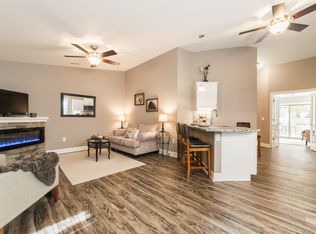 401 Forrest Ln, Genoa, IL 60135