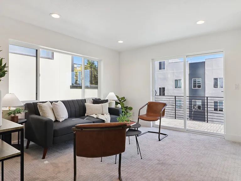1240 N Tennyson St — Photo 44