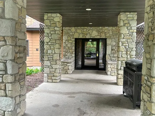4920 N Landmark Cir #2202, Egg Harbor, WI 54209