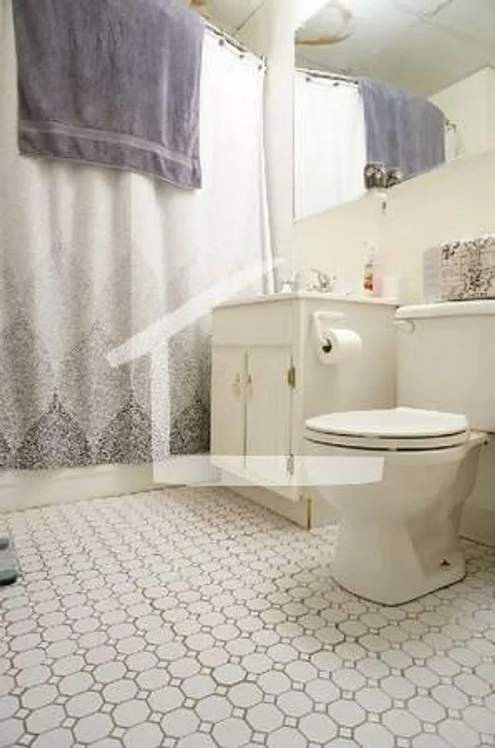 2-BED Allston Village — Photo 4
