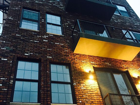 2nd image of 171 Humboldt St #11