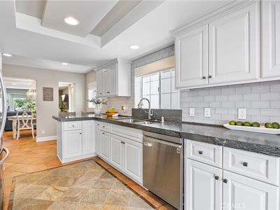 419 18th St, Huntington Beach, CA, 92648