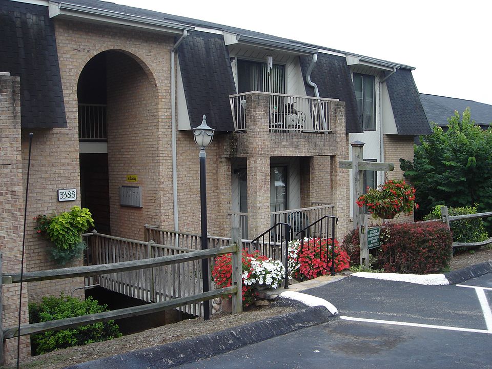 2nd image of 3390 Rasmont Rd APT L