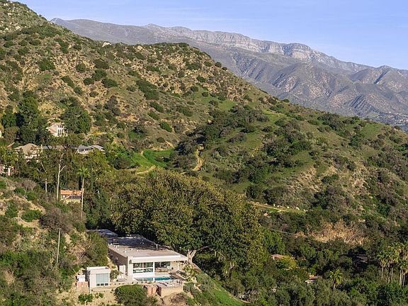 2nd image of 1465 Foothill Rd