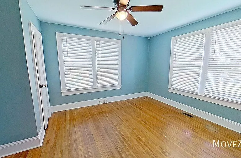 3819 Plainview Rd — Photo 11