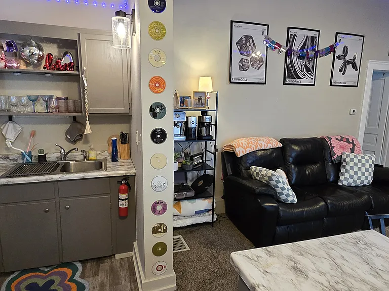 906 Oxford Ave #1 — Photo 9