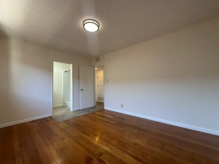 13314 Cordary Ave — Photo 19