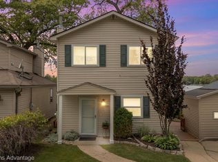 8518 Cascade St, Commerce Township, MI 48382