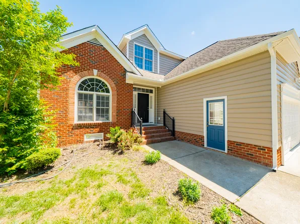 9721 Pemberton Crossing Dr, Henrico, VA 23294